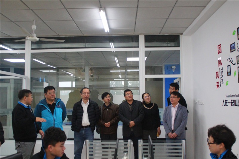 河北智飛極農(nóng)無(wú)人機(jī)科技|一鳶科技|行業(yè)定制無(wú)人機(jī)