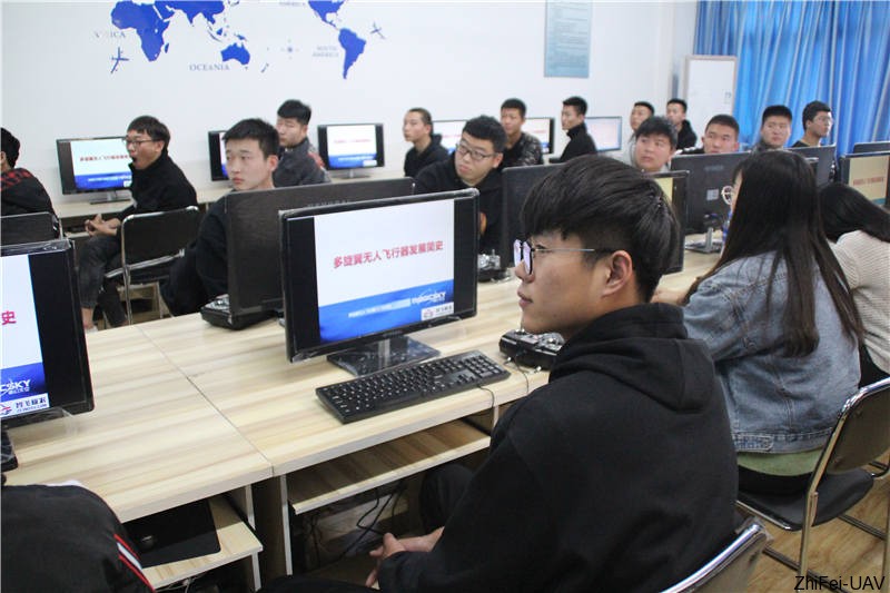 河北智飛極農(nóng)無人機(jī)科技|一鳶科技|行業(yè)定制無人機(jī)